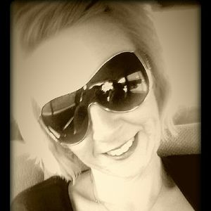 Meet your Posher, Missy denae