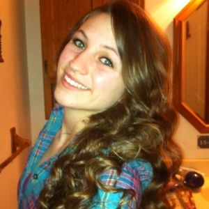 Meet your Posher, Candice