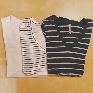 3 V-Necks