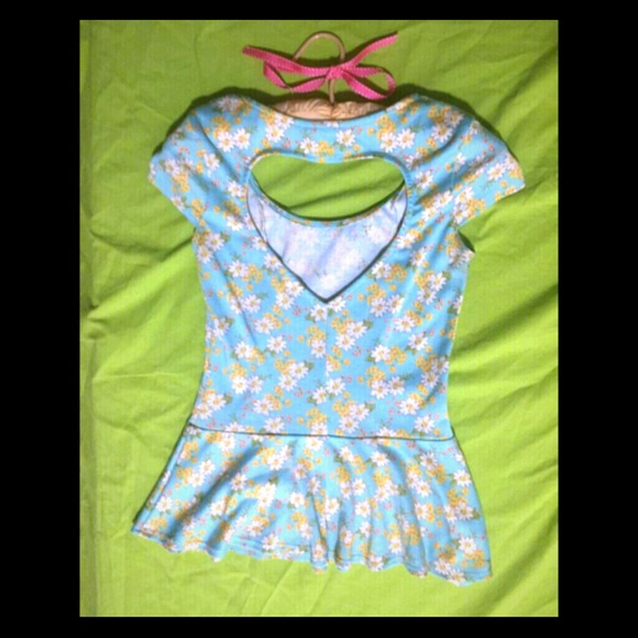 Floral peplum blouse with Heart-shaped back detail