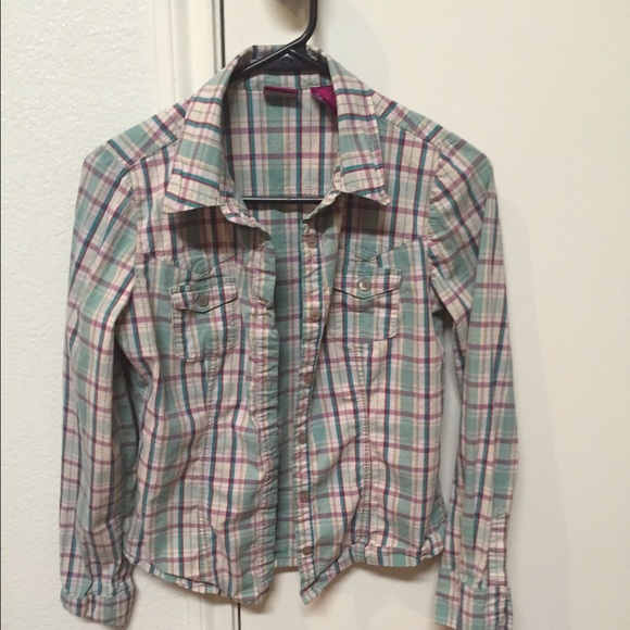 Long sleeve plaid button down