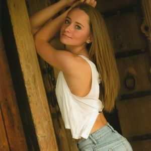 Meet your Posher, Kara