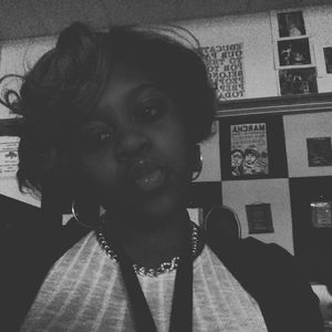 Meet your Posher, Crystal