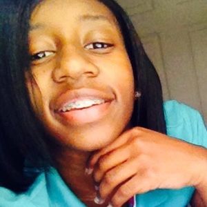 Meet your Posher, Shayla