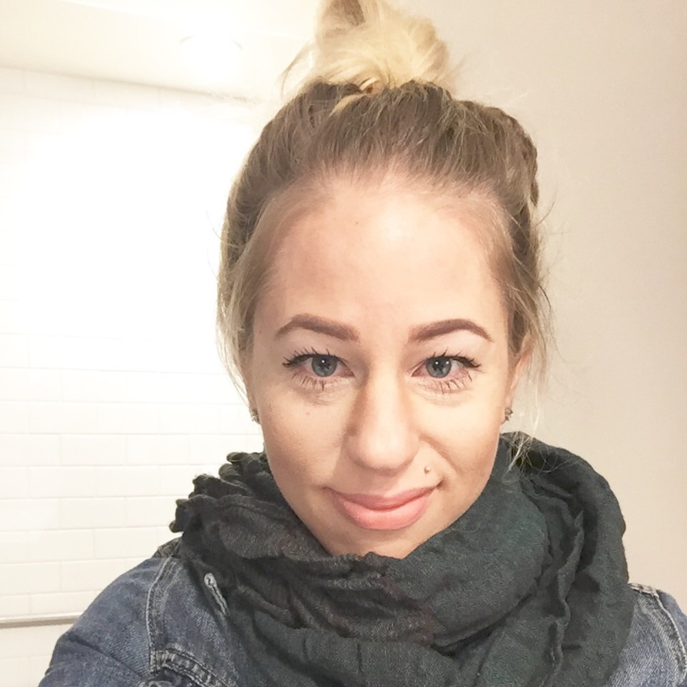 Meet your Posher, Emily