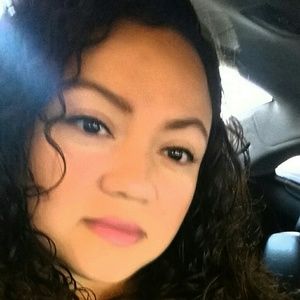 Meet your Posher, Regina