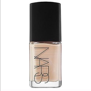 Nars Foundation in Mont Blanc