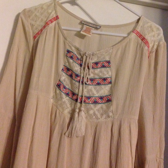 Boho cream dress!