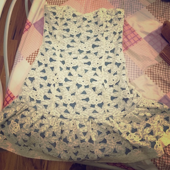 BOGO FREE Lace mini dress 😍