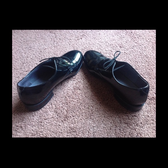 JROTC PROGRAM SHOES - Picture 2 of 3