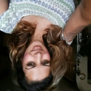 Meet your Posher, Saleshni