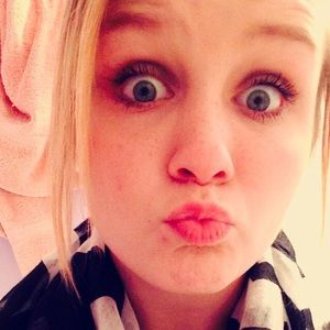 Meet your Posher, Dani