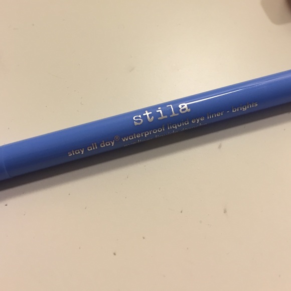 Stila waterproof stay al day liquid liner pen