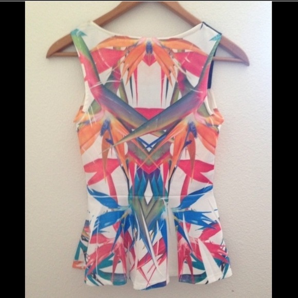 Tropical Peplum Top - Picture 4 of 4