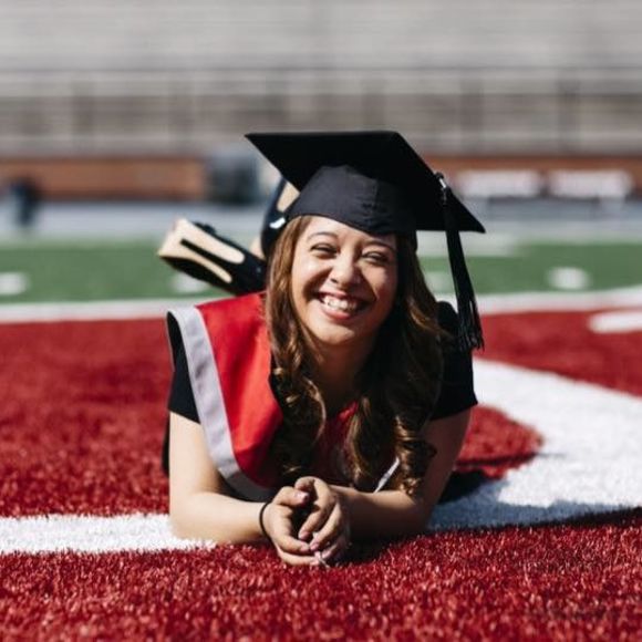 Meet your Posher, Liz - Picture 1 of 1