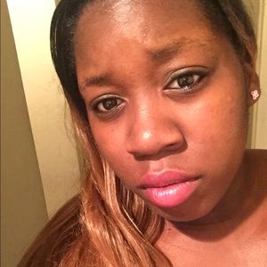 Meet your Posher, Maeisha