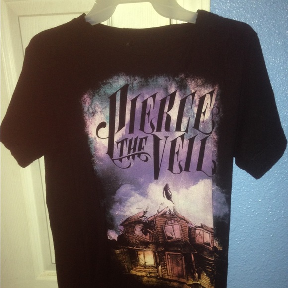 Pierce the Veil band shirt
