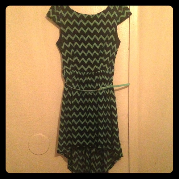 💚Gorgeous Hi-low Green & Black Dress💚