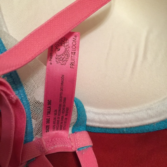 New-Bra - Picture 2 of 3