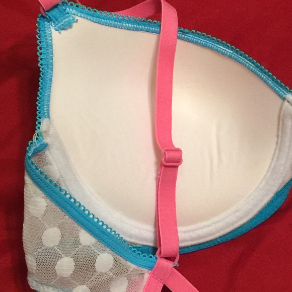 New-Bra - Picture 3 of 3