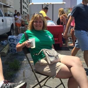 Meet your Posher, Jenn