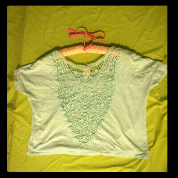 Crop with lacy back detail
