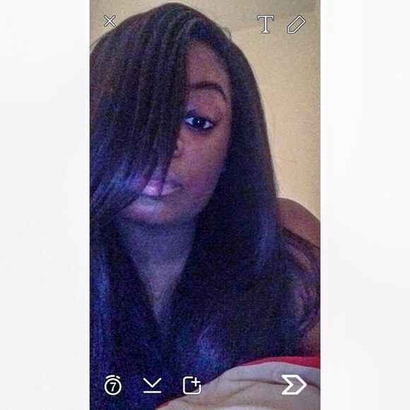 Meet your Posher, Jazmin