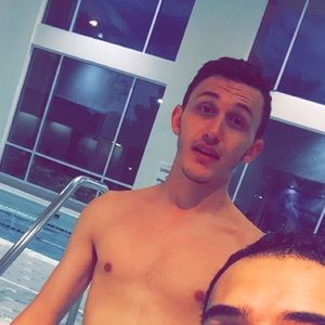 Meet your Posher, Mustafa