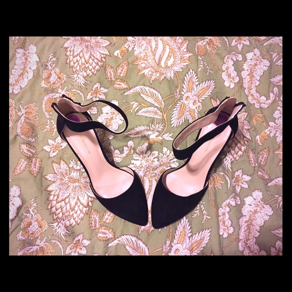 Brand new BCBG suede heels