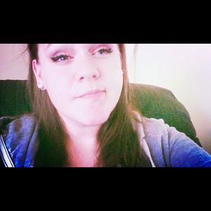 Meet your Posher, Micheala