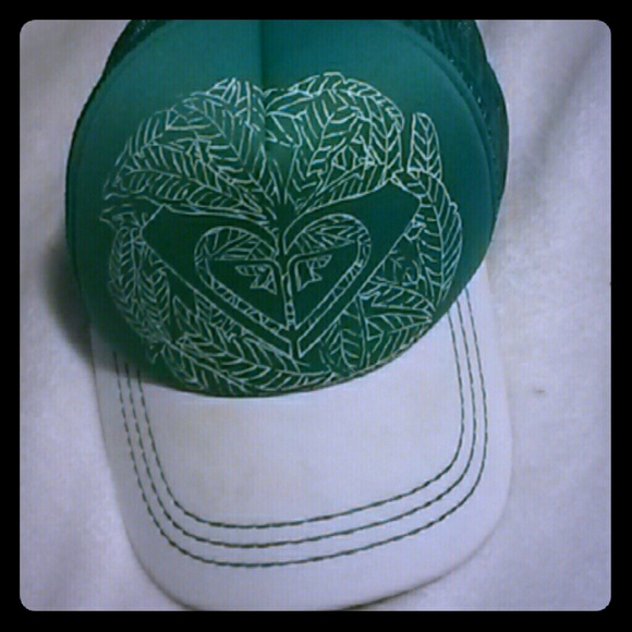 Adorable Teal roxy hat