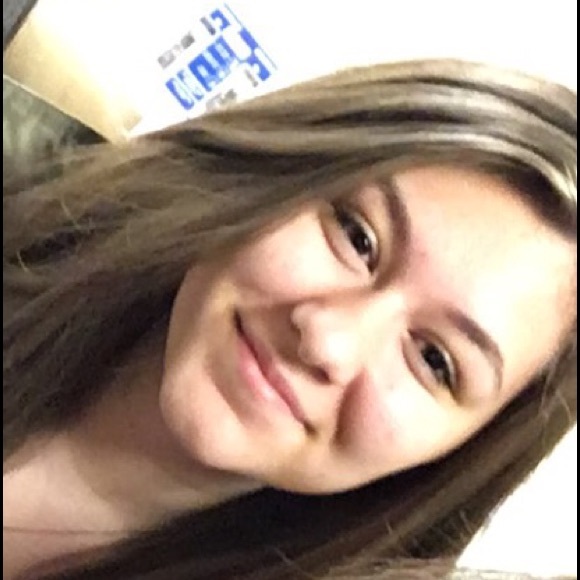 Meet your Posher, Keely - Picture 1 of 1