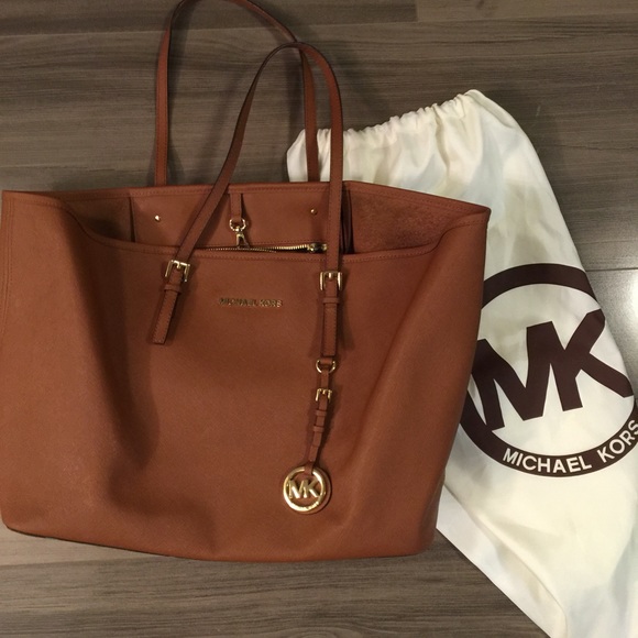 Michael Kors Bags Saffiano Jet Set Tote Poshmark
