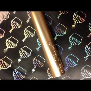 Too faced cinnamon kiss