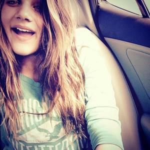 Meet your Posher, Olivia