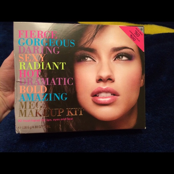 Victoria's Secret Makeup Kit