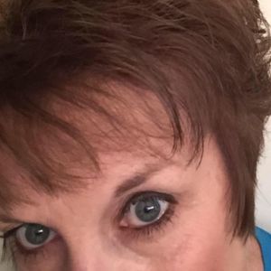 Meet your Posher, Leta