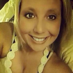 Meet your Posher, Alicia