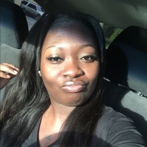 Meet your Posher, Lanisa