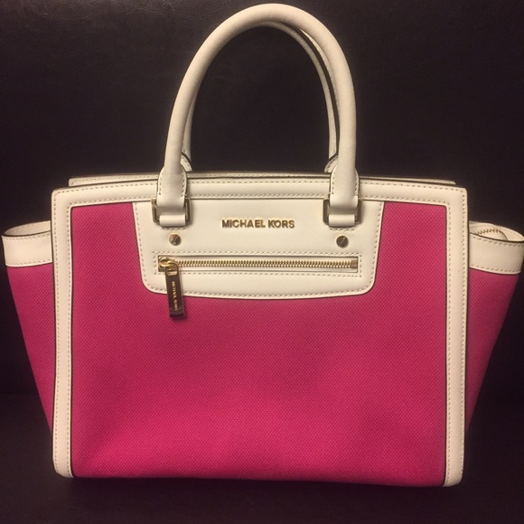 Michael Kors Selma Bag