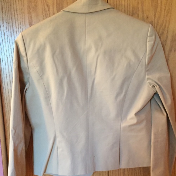 Jacket - Picture 3 of 3