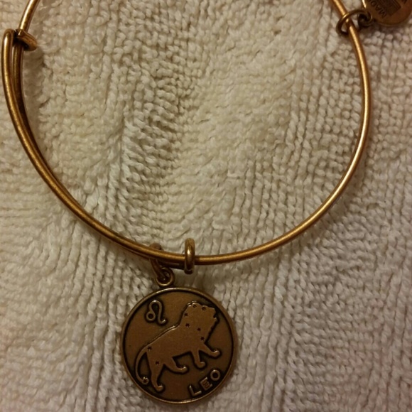 Alex and Ani Leo bracelet