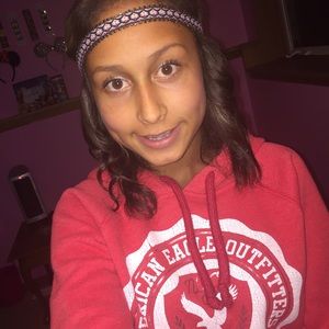 Meet your Posher, Kiana