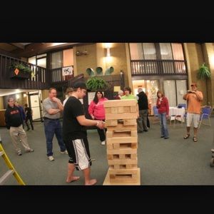 Meet your Posher, Demi