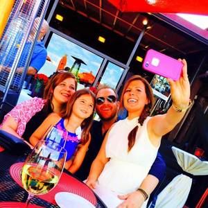 Meet your Posher, Joyce