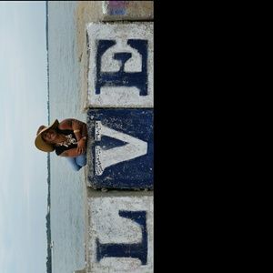 Meet your Posher, Malinda