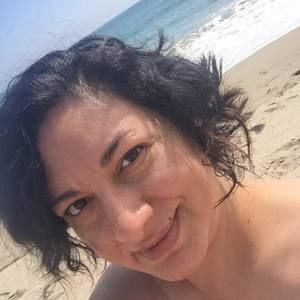 Meet your Posher, Juanita