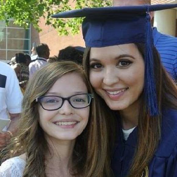 Meet your Posher, Trish - Picture 2 of 2