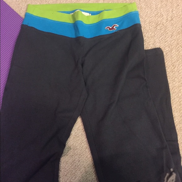 Hollister yoga pants