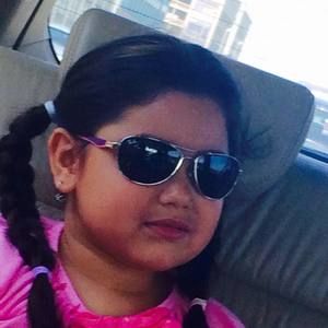 Meet your Posher, Bella